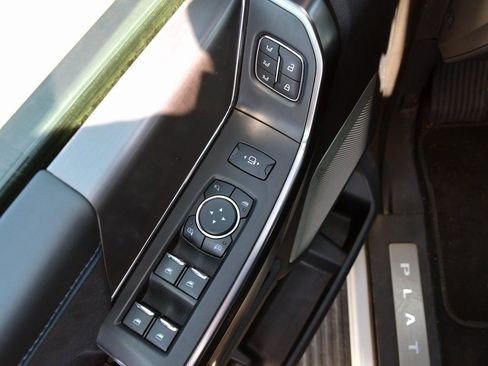 Used 2024 Ford F150 Platinum w/ Equipment Group 702A High image 33