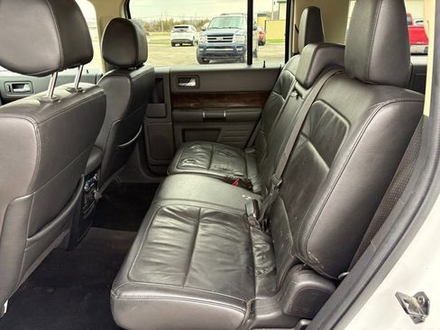 Used 2019 Ford Flex Limited FWD image 12