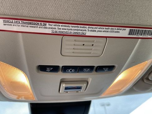 Used 2021 Toyota Corolla LE w/ LE Convenience Package image 43