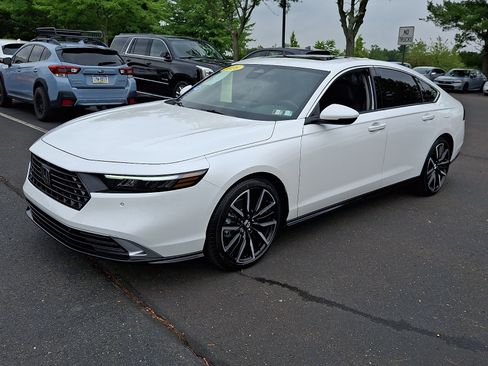 Used 2026 Honda Accord Touring image 3