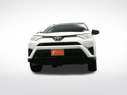Used 2016 Toyota RAV4 LE image 39