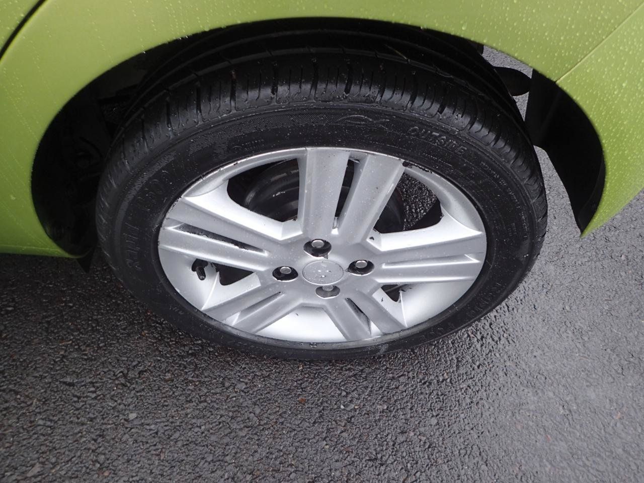 Used 2013 Chevrolet Spark LT FWD image 23