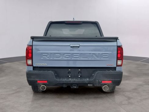 Used 2025 Honda Ridgeline Sport image 5