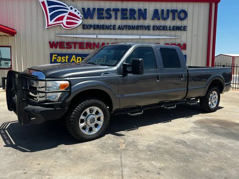 Used 2016 Ford F250 XLT AWD/4WD image 1