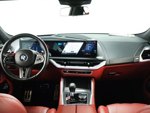 Used 2023 BMW XM AWD/4WD image 9