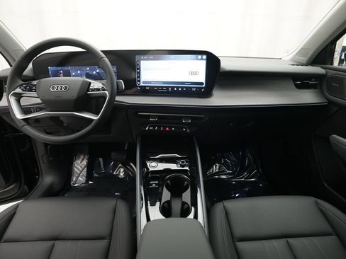New 2026 Audi Q3 quattro 2.0T AWD/4WD image 5