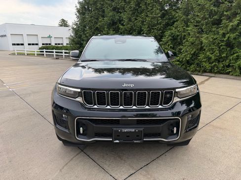 Used 2022 Jeep Grand Cherokee Overland w/ Adv Protech Group III AWD/4WD image 6