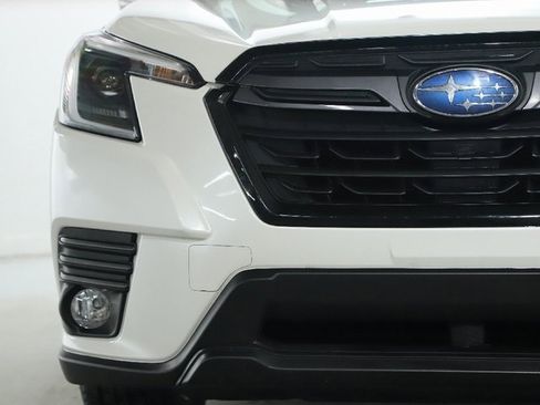 Certified 2023 Subaru Forester Limited image 6