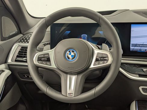 New 2026 BMW X5 xDrive50e w/ M Sport Package image 18