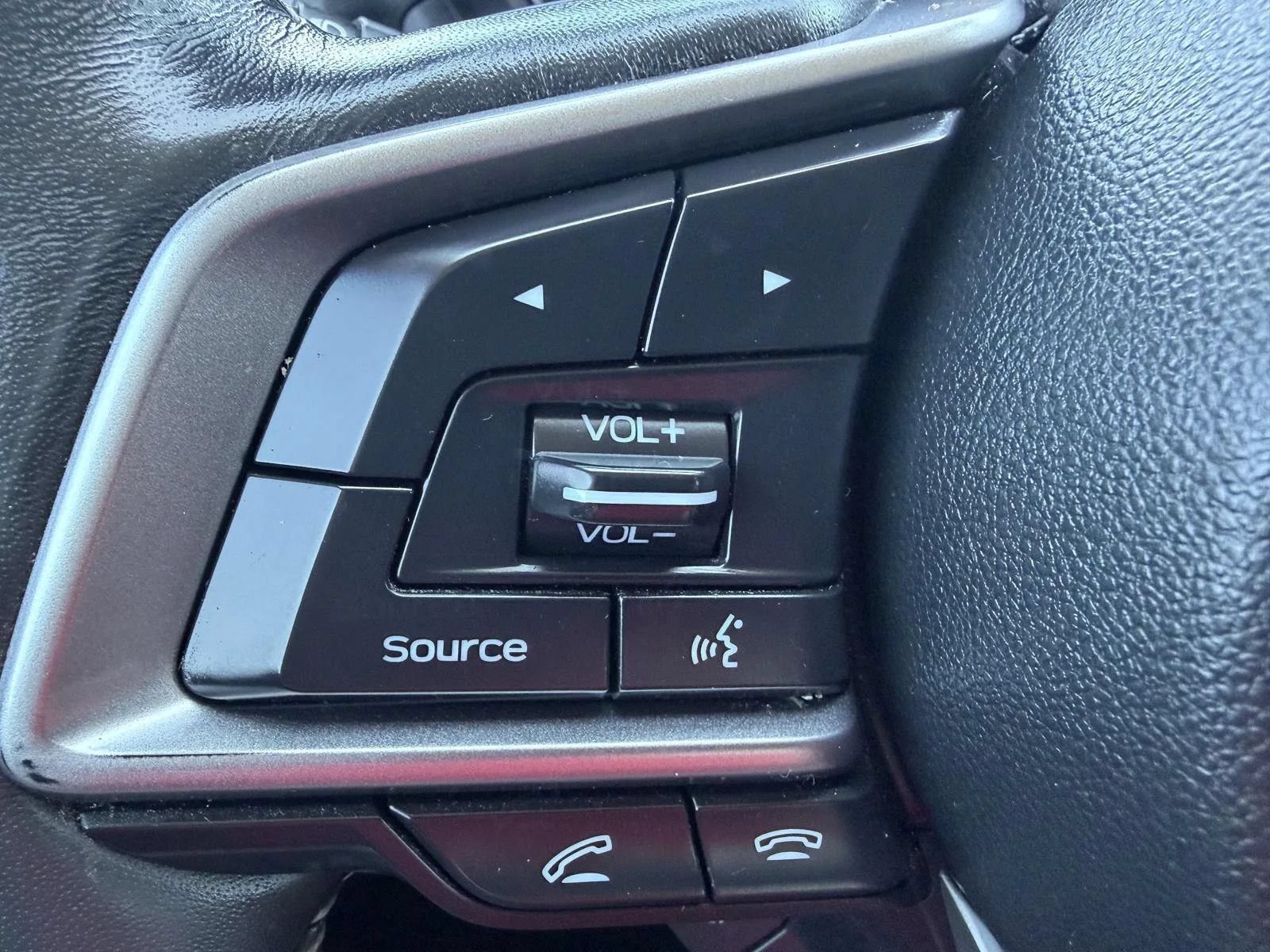 Used 2019 Subaru Ascent Touring AWD/4WD image 25