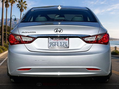 Used 2012 Hyundai Sonata GLS w/ Popular Equipment Pkg FWD image 6