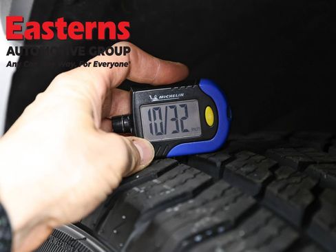 Used 2022 GMC Sierra 1500 Elevation image 29