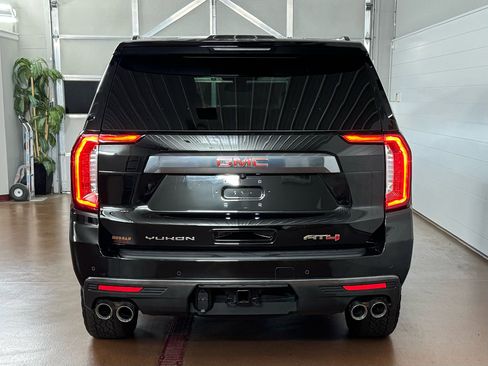 Used 2022 GMC Yukon AT4 w/ Max Trailering Package image 4