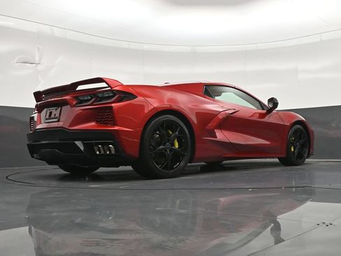 Used 2022 Chevrolet Corvette Stingray Premium Conv w/ Z51 Performance Package RWD image 29