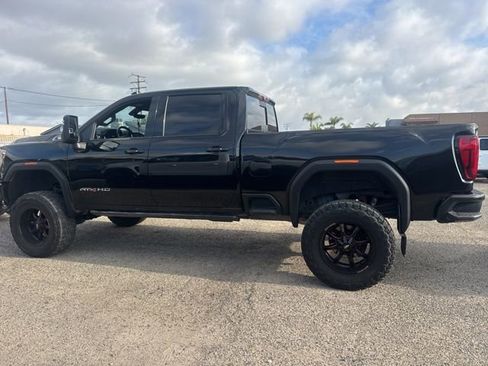 Used 2020 GMC Sierra 2500 AT4 w/ Technology Package image 8