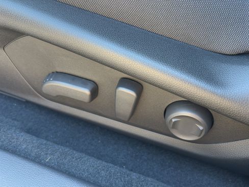 New 2025 Subaru Crosstrek 2.0i Premium image 26