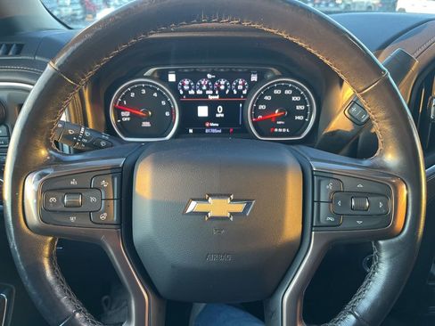 Used 2020 Chevrolet Silverado 1500 High Country image 14
