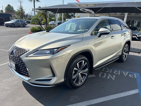 Used 2021 Lexus RX 450hL AWD w/ Premium Package image 4