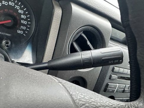 Used 2009 Ford F150 STX image 21