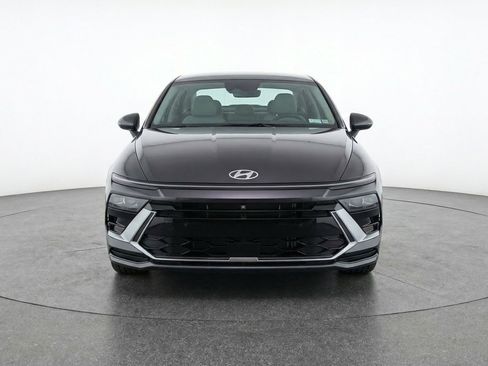 Used 2025 Hyundai Sonata SEL FWD image 2