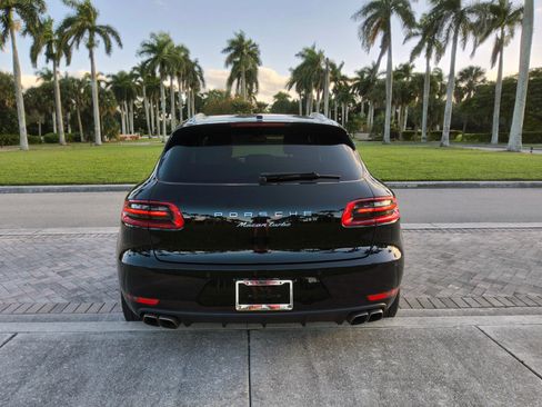 Used 2018 Porsche Macan Turbo AWD/4WD image 6