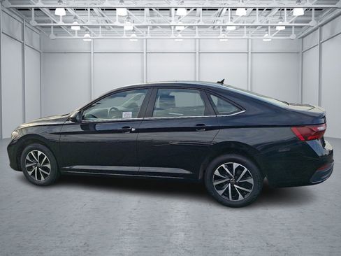 Used 2024 Volkswagen Jetta S image 2