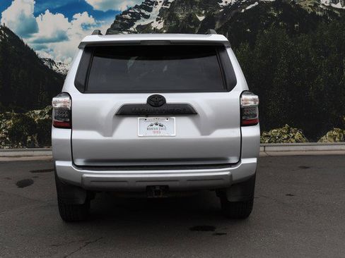 Certified 2021 Toyota 4Runner TRD Off-Road Premium image 10