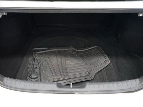 Used 2021 Hyundai Elantra SE FWD image 43