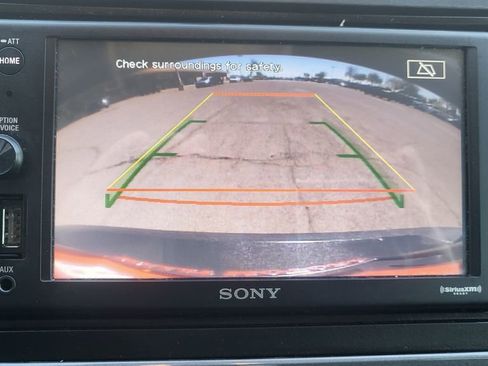 Used 2016 Volkswagen Tiguan S image 33