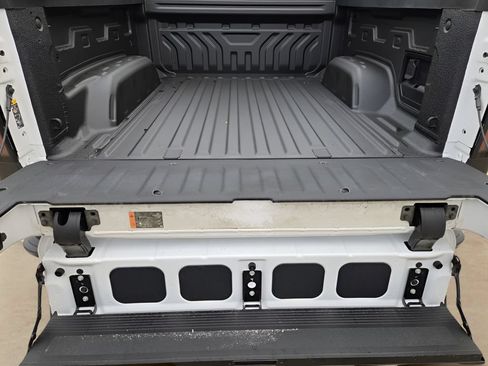 New 2026 GMC Sierra EV Elevation w/ LPO, Elevation Dark Package AWD/4WD image 21