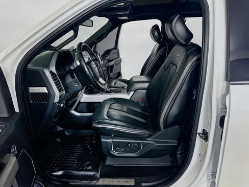 Used 2018 Ford F150 Platinum w/ Equipment Group 701A Luxury image 25