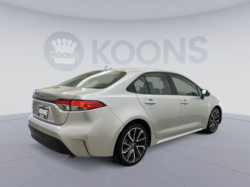 Used 2023 Toyota Corolla LE image 5