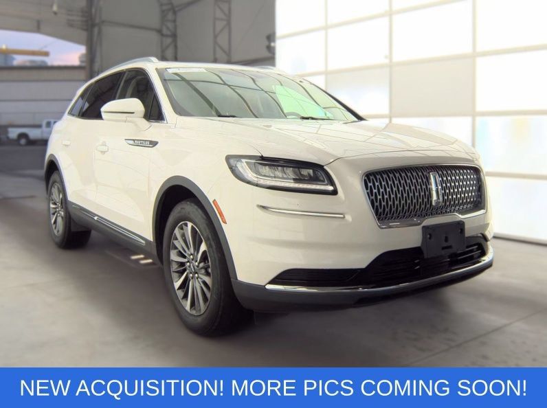 Used 2023 Lincoln Nautilus Reserve AWD/4WD image 1