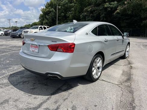 Used 2018 Chevrolet Impala Premier FWD image 3