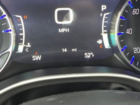 New 2026 Chrysler Pacifica Select w/ S Appearance Package image 33