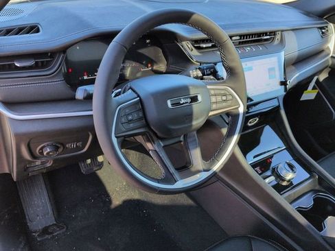 New 2026 Jeep Grand Cherokee L Limited AWD/4WD image 11