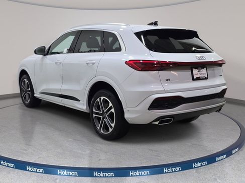 Certified 2025 Audi Q5 Premium Plus w/ Premium Plus AWD/4WD image 7