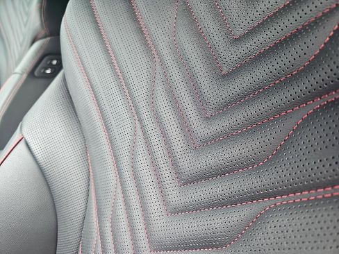 Used 2025 Genesis G80 3.5T Sport image 19