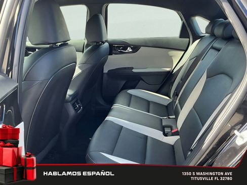 Used 2020 Kia Forte EX image 18