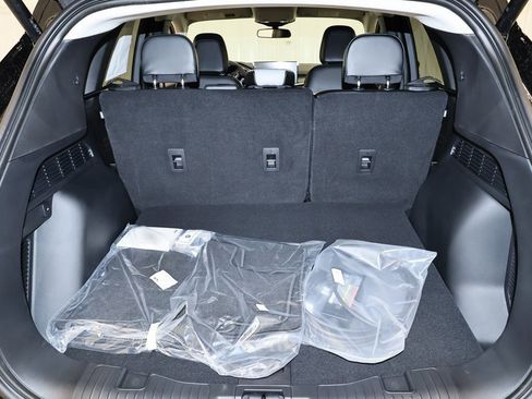 Certified 2024 Ford Escape SE image 26