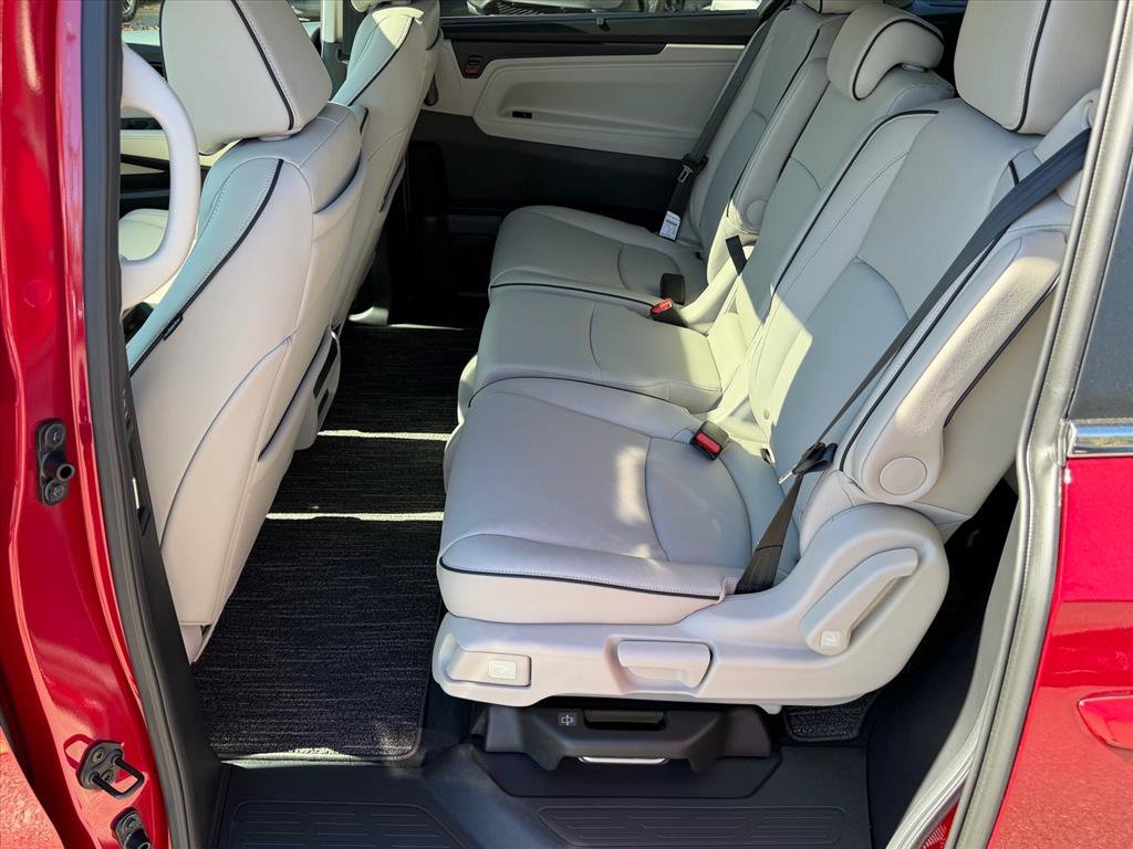 New 2027 Honda Odyssey Touring image 10
