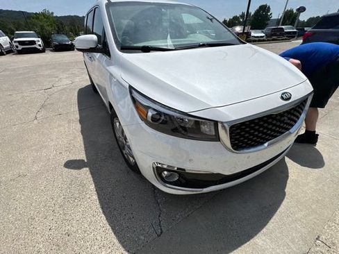 Used 2018 Kia Sedona SX Limited FWD image 26