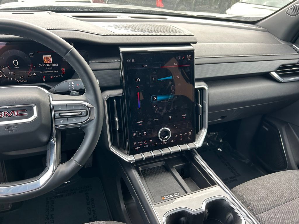 Used 2025 GMC Acadia Elevation FWD image 18