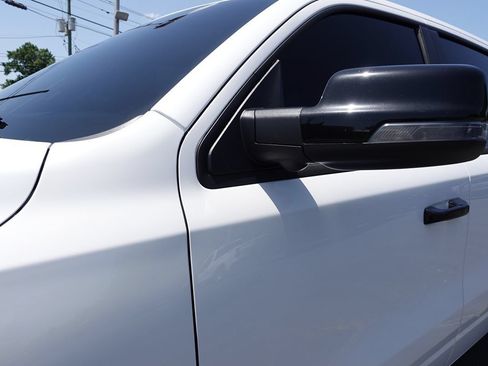 Used 2025 RAM 1500 Laramie w/ Night Edition AWD/4WD image 7