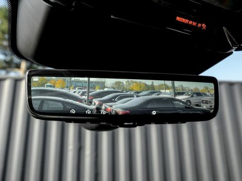 New 2025 Land Rover Range Rover Sport SE image 16