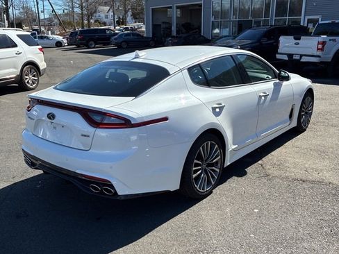 Used 2019 Kia Stinger image 5