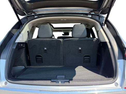 Used 2026 Acura MDX SH-AWD image 10