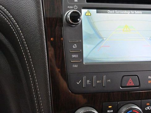 Used 2016 Chevrolet Traverse LT w/ Style and Technology Package AWD/4WD image 22
