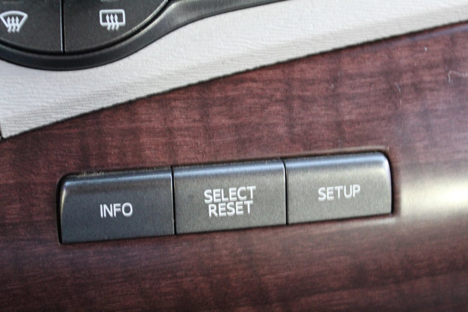 Used 2013 Toyota Sienna XLE FWD image 24
