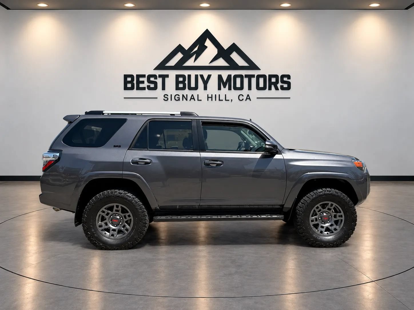 Used 2020 Toyota 4Runner SR5 Premium w/ Moonroof Package AWD/4WD image 9